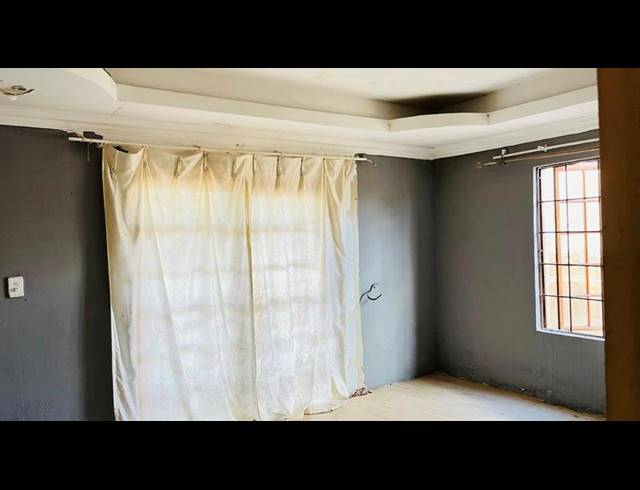 3 BEDROOM HOUSE FOR SALE IN SOSHANGUVE T